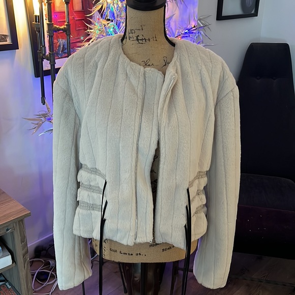 CF Goldman Faux Fur Jacket - Picture 3 of 13